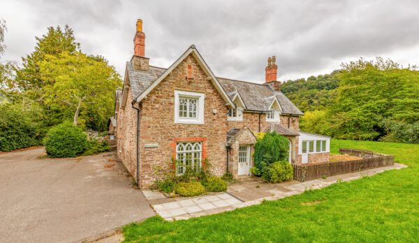 Agincourt property